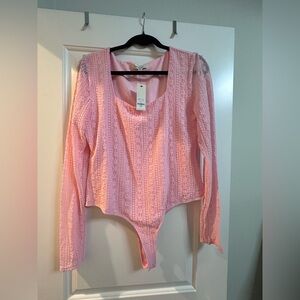 Francesca's Collections Light Pink Textured Long-Sleeve Bodysuit